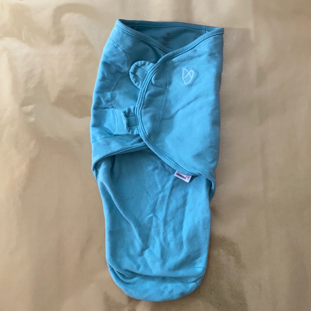 Green swaddleme size large Velcro swaddle